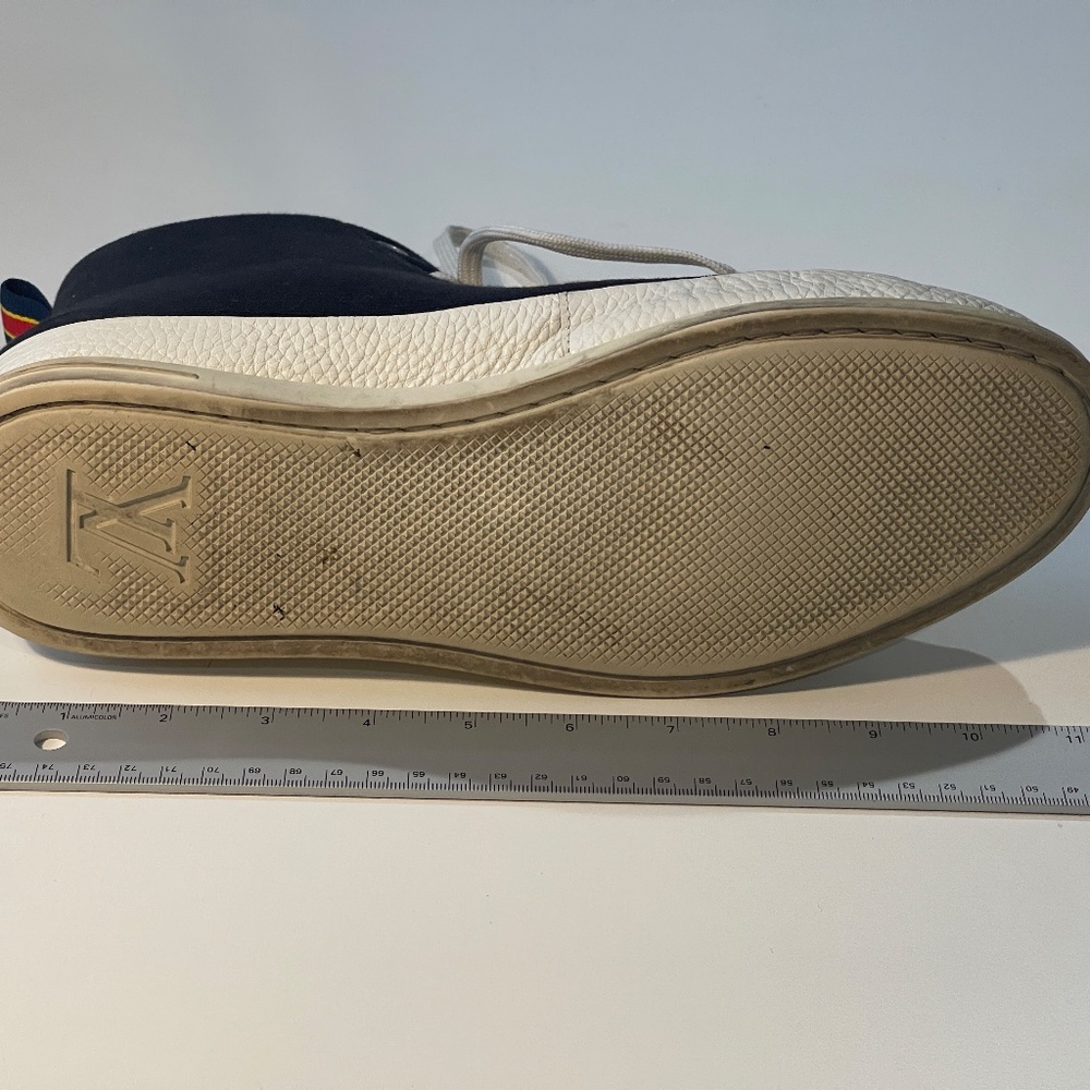 Louis Vuitton Men's Suede / Leather High–Top Sneakers Size 8.5 / 10 U.S. - Picture 6 of 10